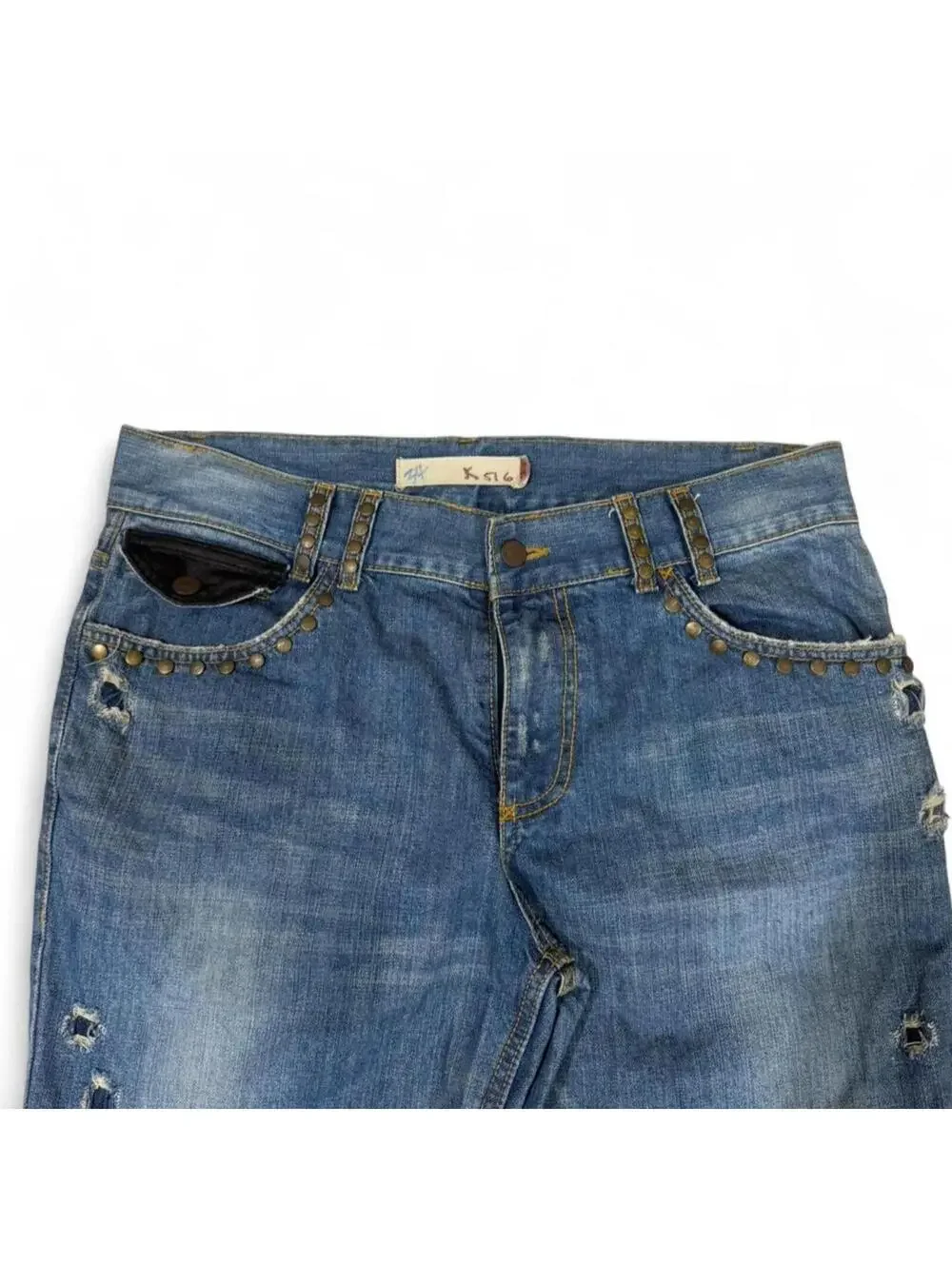 Distressed flap pockets blue denim jeans with studs - Picture 4 of 5